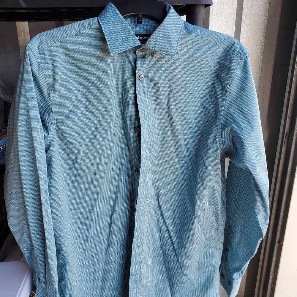 Claiborne Easy Care Buttoned Shirt, Small